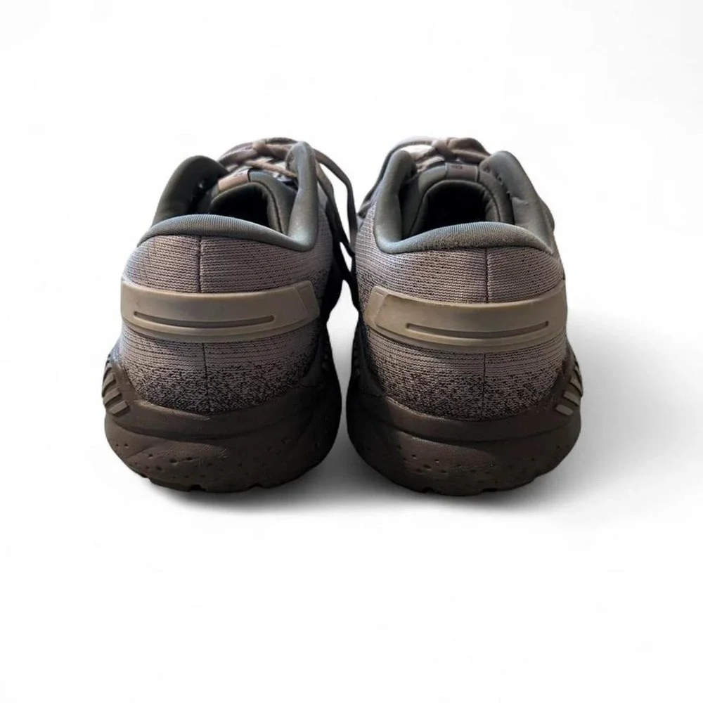 Brooks Beast 24 GTS Running Shoes size 12.5 Outdoor Trainers